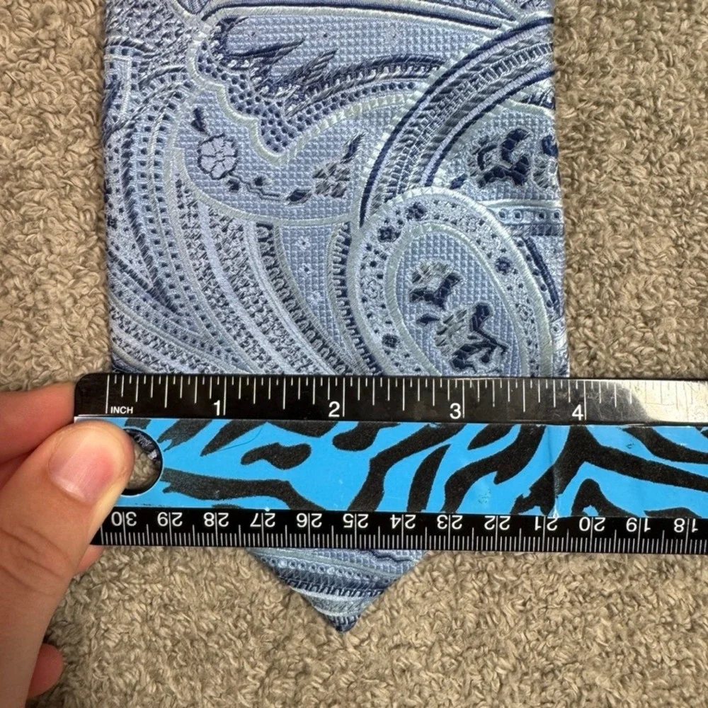 Tasso Elba Mens Blue Paisley Silk Necktie Handmade Formal Business Tie